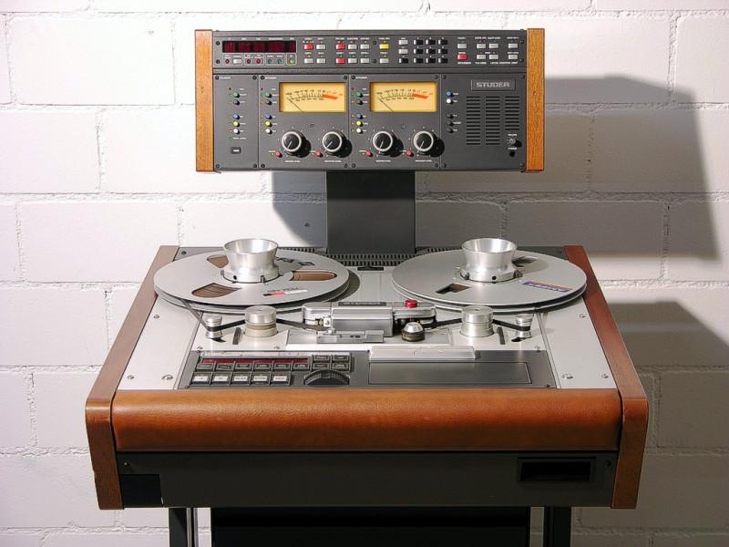 Analogue deals recording equipment