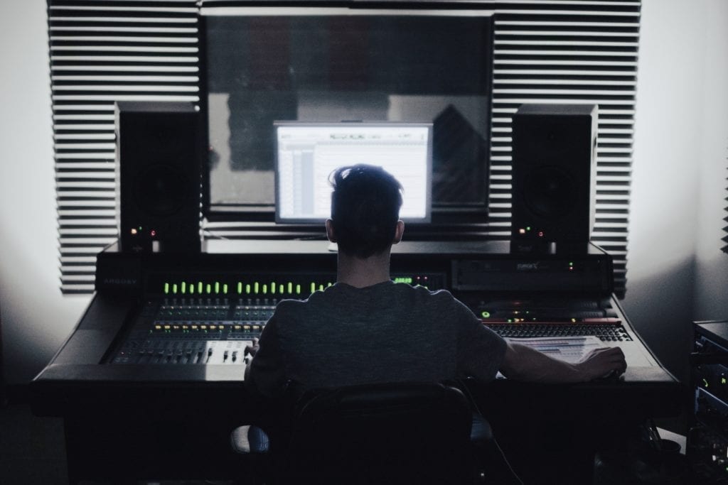 By using online mastering, you can better identify flaws in your mix. 