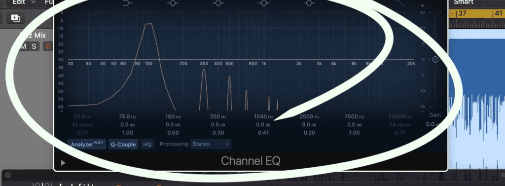 A quick release will distort the low frequencies. Shown here is a 100Hz sine wave which has been limited with a short release. Notice the harmonics that formed.